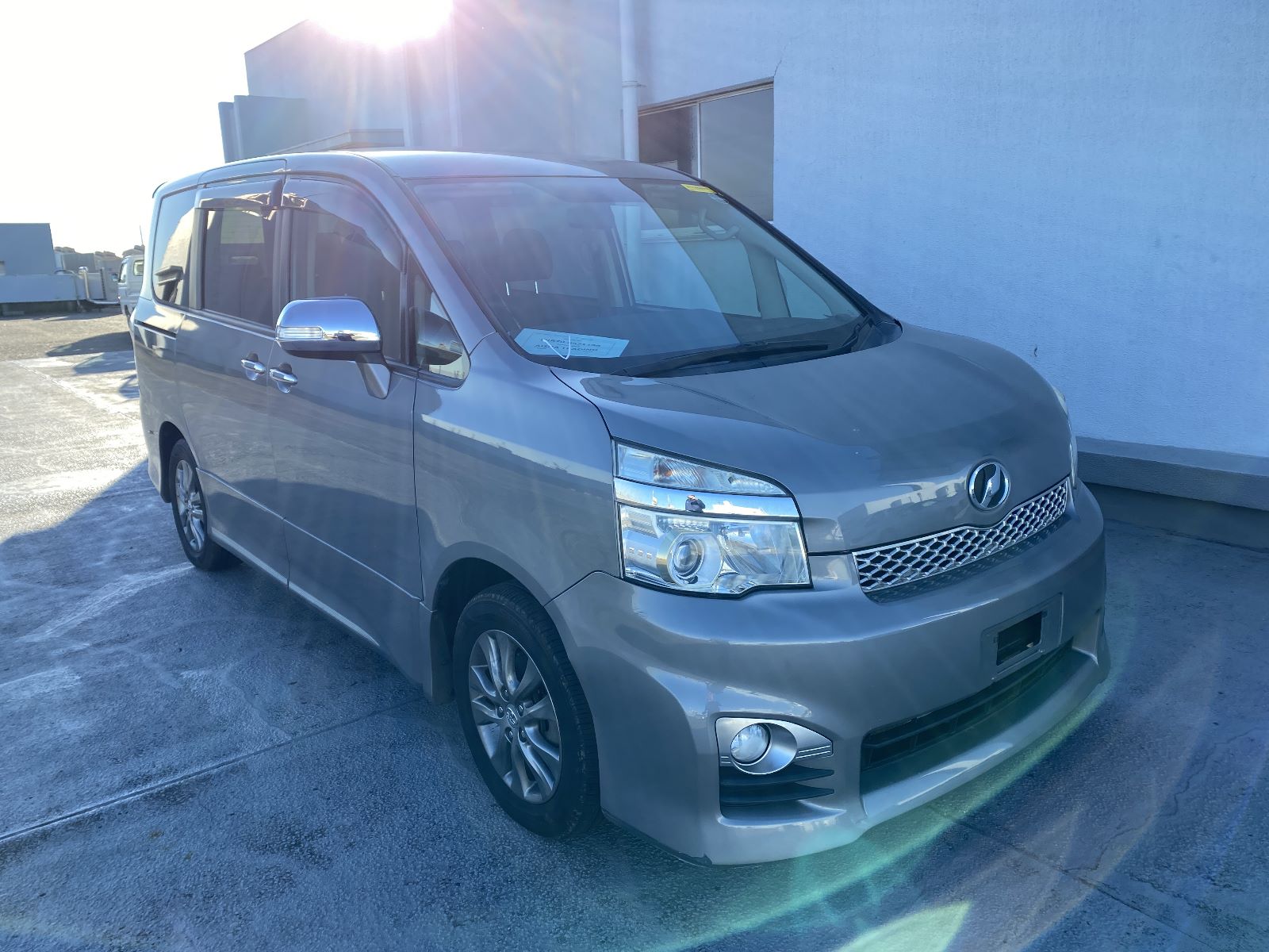 2013 Toyota Voxy
